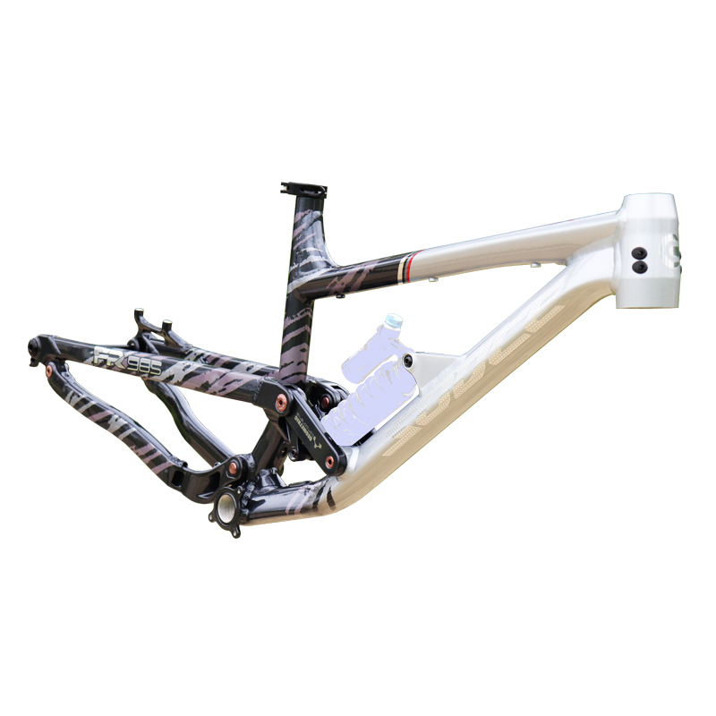 Mountain Biking Reno - SODCE All-Mountain Softtail MTB-Rahmen aus Aluminium,
